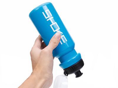 Botella de agua LDPE con funda a prueba de polvo